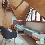 בקתה Na Ubocy Z Jacuzzi, Sauna I Widokiem