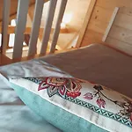 Na Ubocy Z Jacuzzi, Sauna I Widokiem