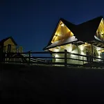 בקתה Na Ubocy Z Jacuzzi, Sauna I Widokiem ביאלי דונאייק